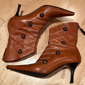 Escada brown leather booties size 39